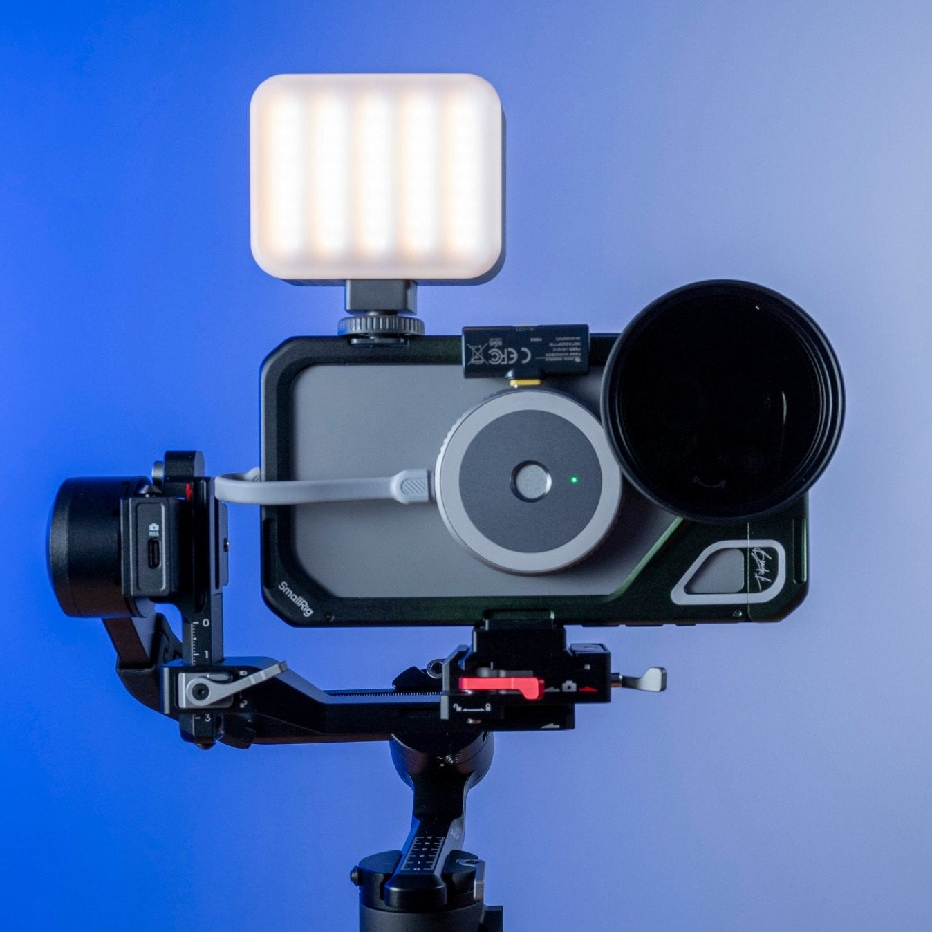 MagHub Go Portable SSD Magnetic Hub for Anytime, Anywhere - Preorder Now - INVZI