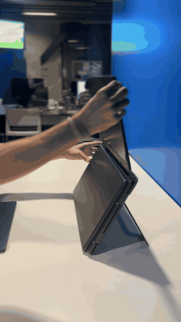 Independent Screen Adjustment